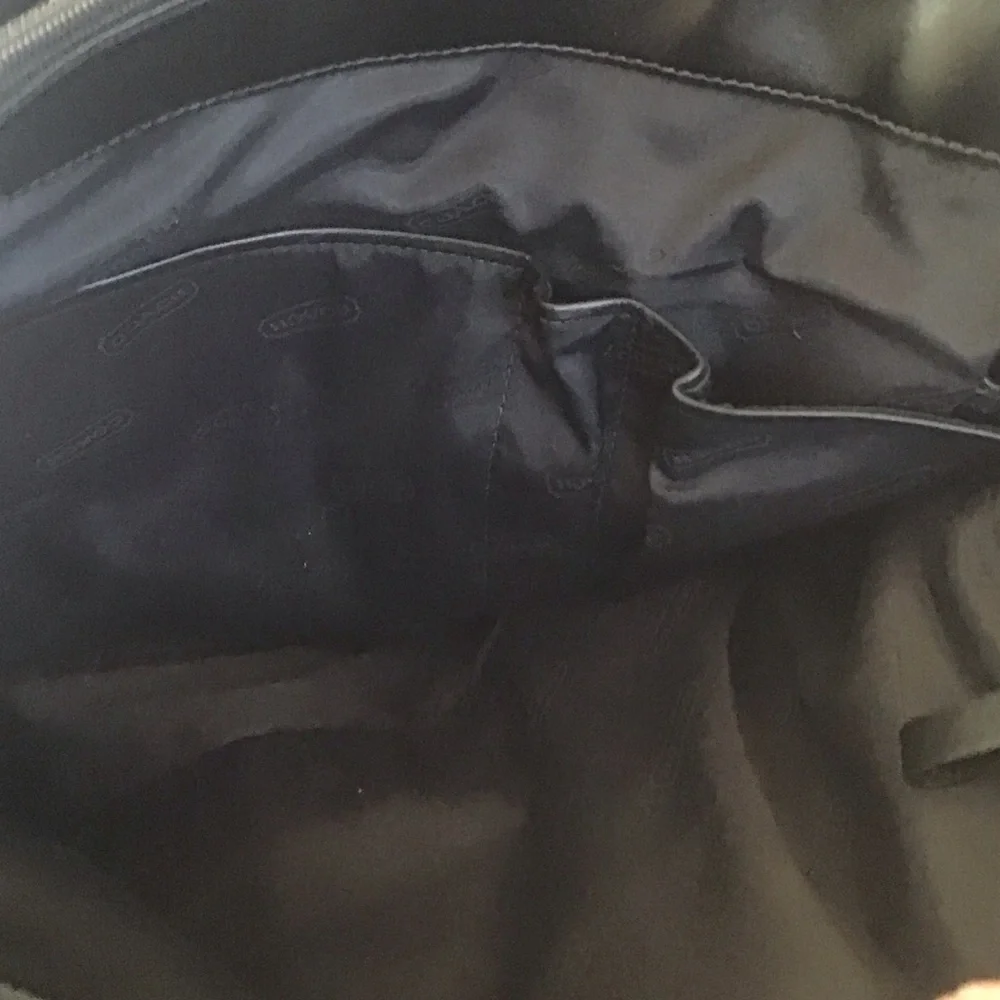 ✔️Coach Vintage Black Leather Travel or Office Bag, EUC